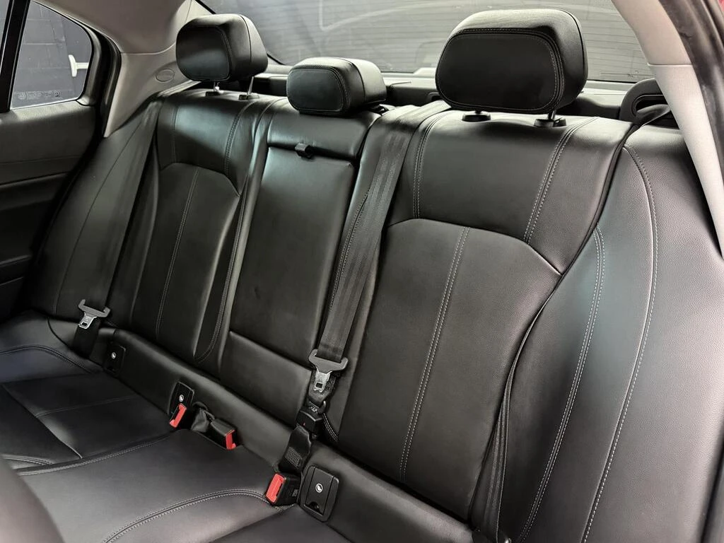 Alfa Romeo Giulia  NAV| BACKUP| FCW| PANO| CLEAN CARFAXX| * CARFAX *, снимка 15 - Автомобили и джипове - 54228226