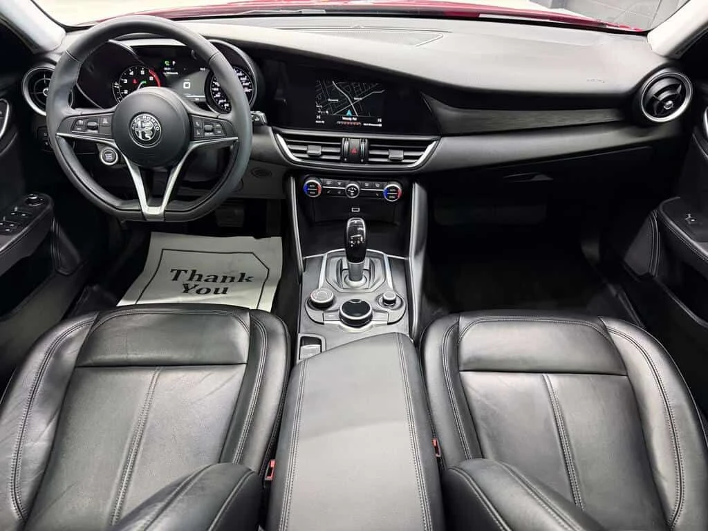 Alfa Romeo Giulia  NAV| BACKUP| FCW| PANO| CLEAN CARFAXX| * CARFAX *, снимка 7 - Автомобили и джипове - 54228226