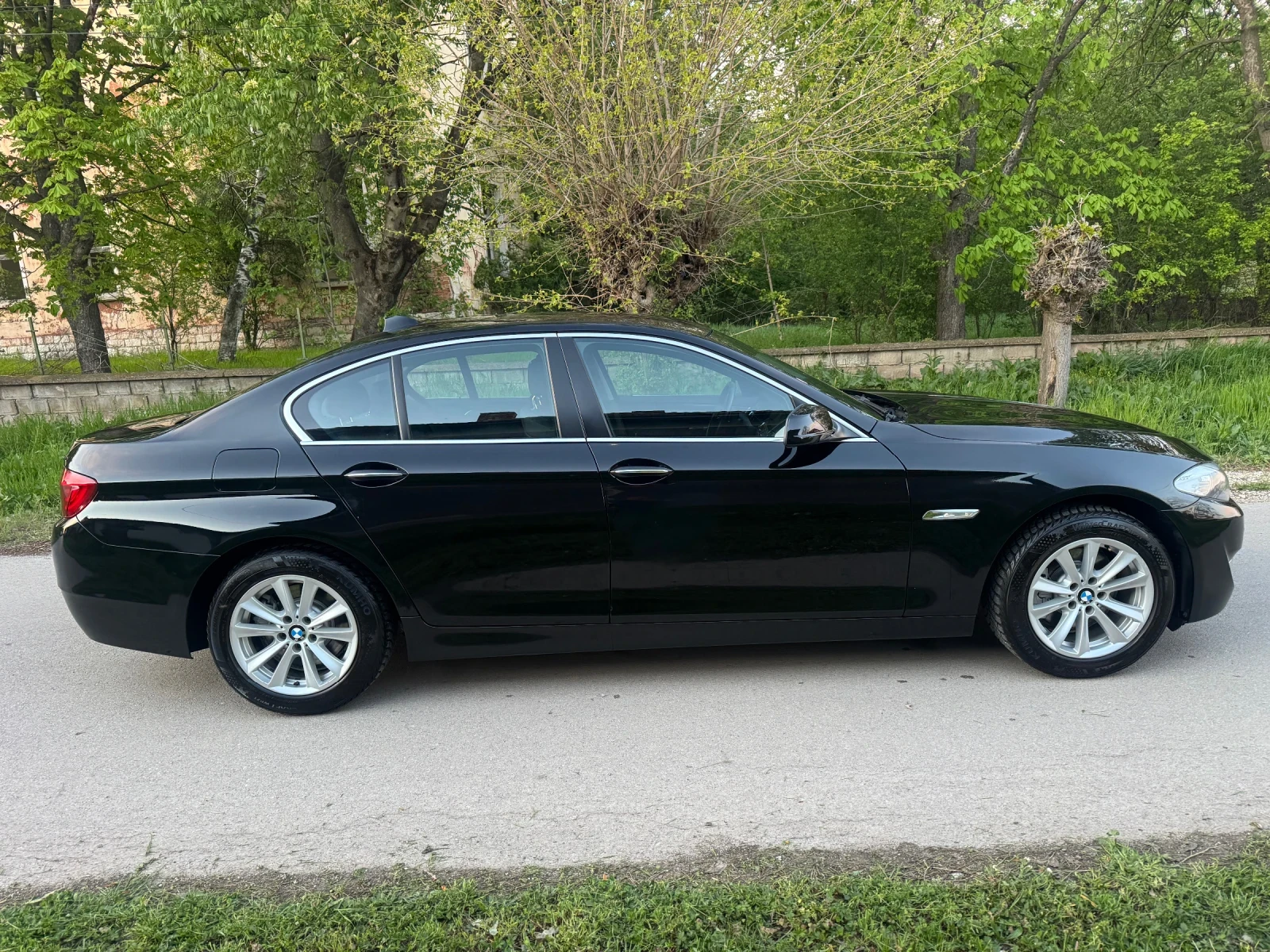 BMW 520 D ;:УНИКАТ;:ЗАПАЗЕН;:, снимка 6 - Автомобили и джипове - 54309225