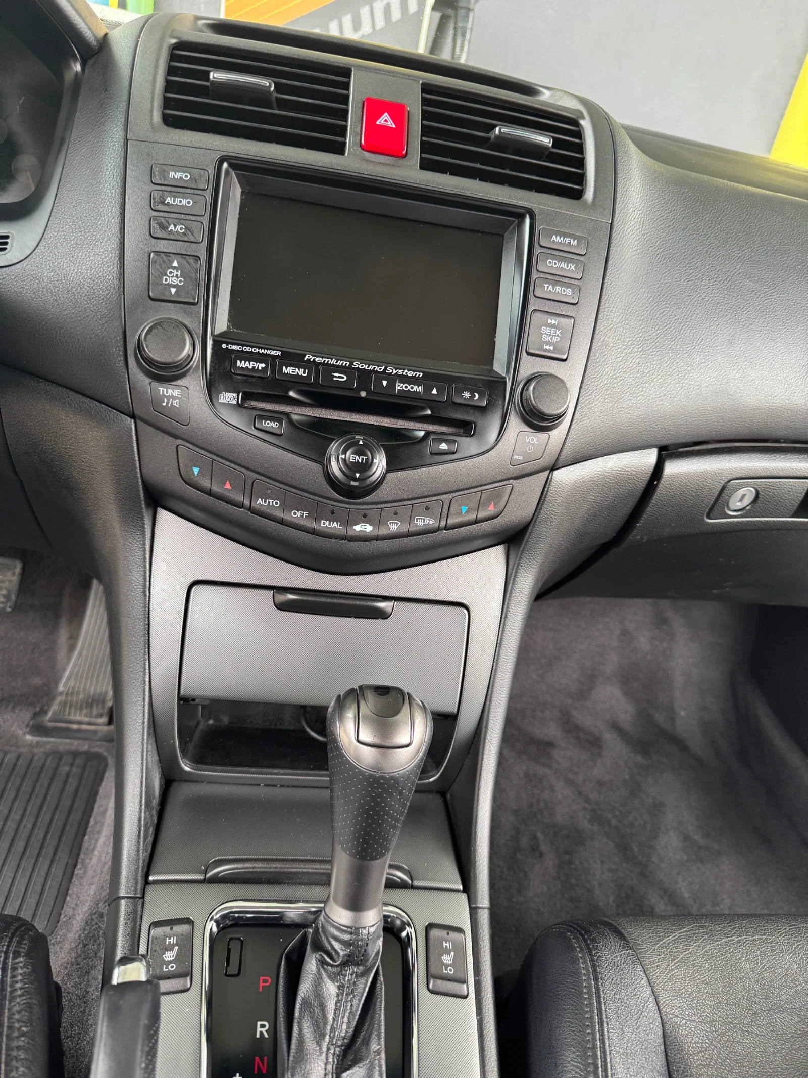 Honda Accord 2.4i AT LPG, снимка 10 - Автомобили и джипове - 54321232