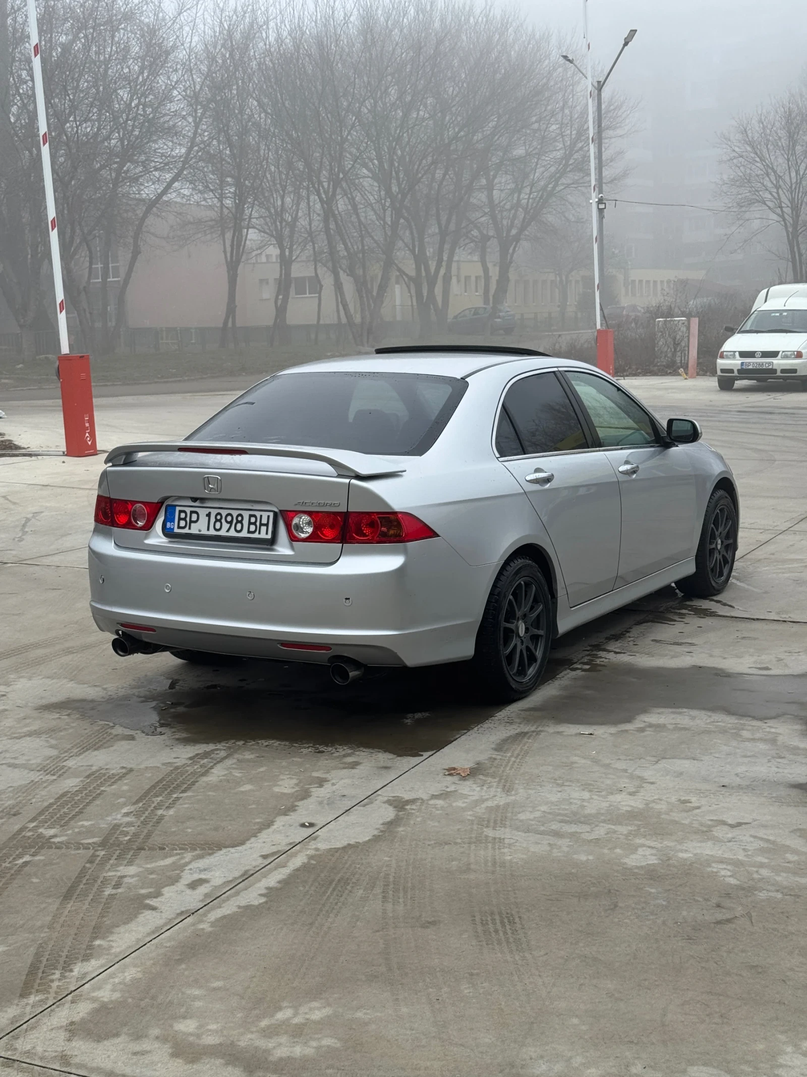 Honda Accord 2.4i AT LPG, снимка 5 - Автомобили и джипове - 54321232