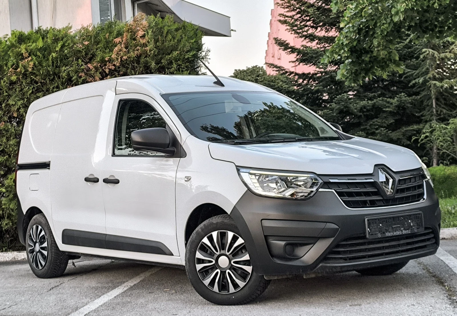 Renault Express 1.5DCI 16000КМ. КАМЕРА НАВИ КЛИМА, снимка 3 - Автомобили и джипове - 54683012