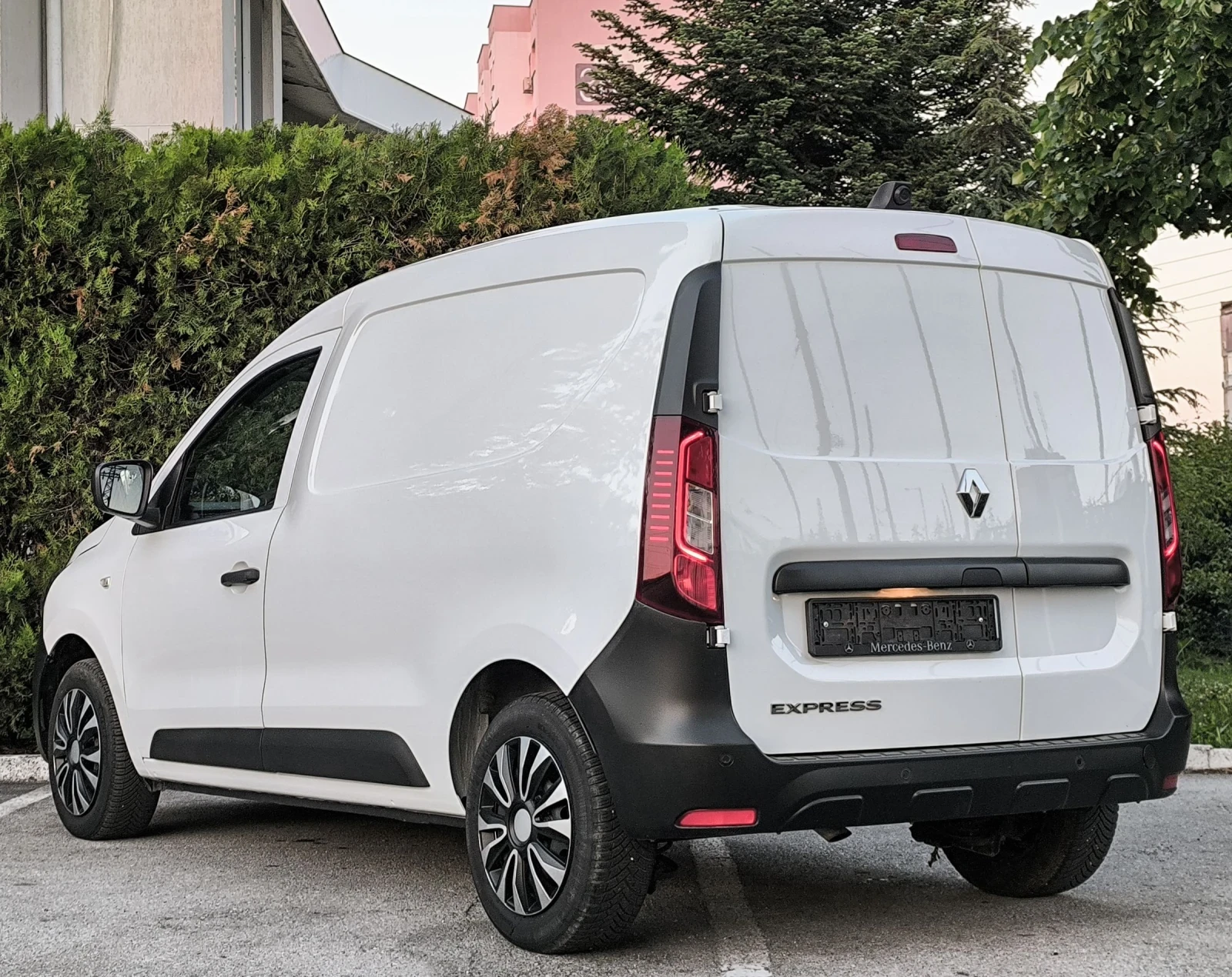 Renault Express 1.5DCI 16000КМ. КАМЕРА НАВИ КЛИМА, снимка 5 - Автомобили и джипове - 54683012