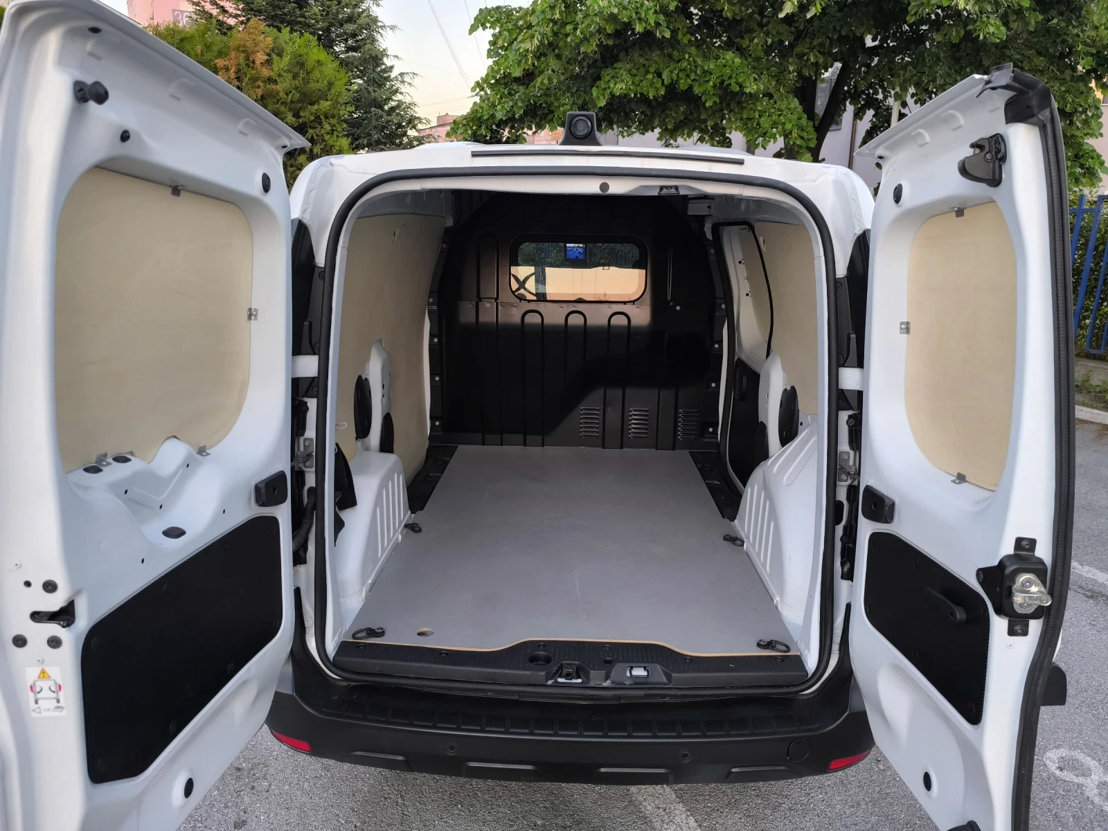 Renault Express 1.5DCI 16000КМ. КАМЕРА НАВИ КЛИМА, снимка 13 - Автомобили и джипове - 54683012
