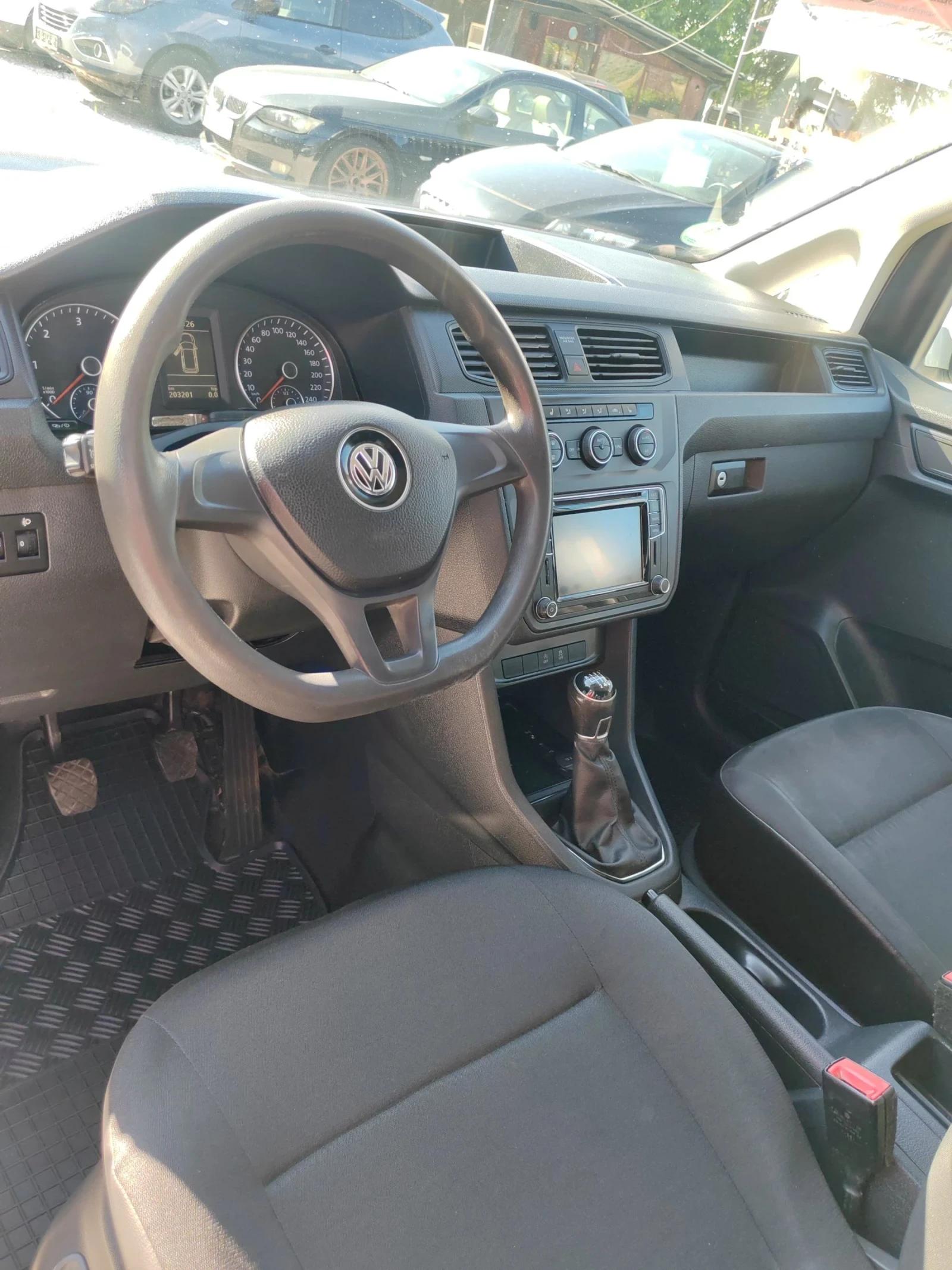 VW Caddy 2.0, 109к.с.4х4. Подвижна работилница. , снимка 11 - Автомобили и джипове - 54825723