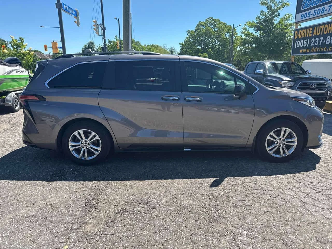 Toyota Sienna * AWD * CARFAX * 2 ����� * ������� * KEYLESS | Mobile.bg � ����������� 3