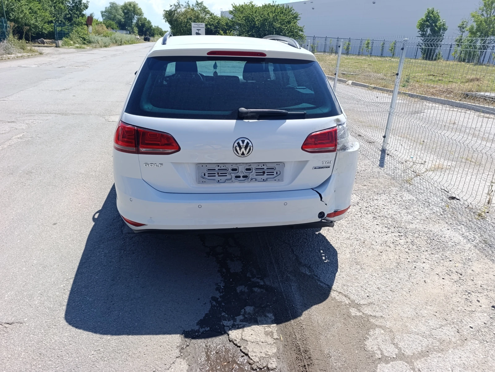 VW Golf 1.4 TGi BLUE MOTION, снимка 4 - Автомобили и джипове - 55260016