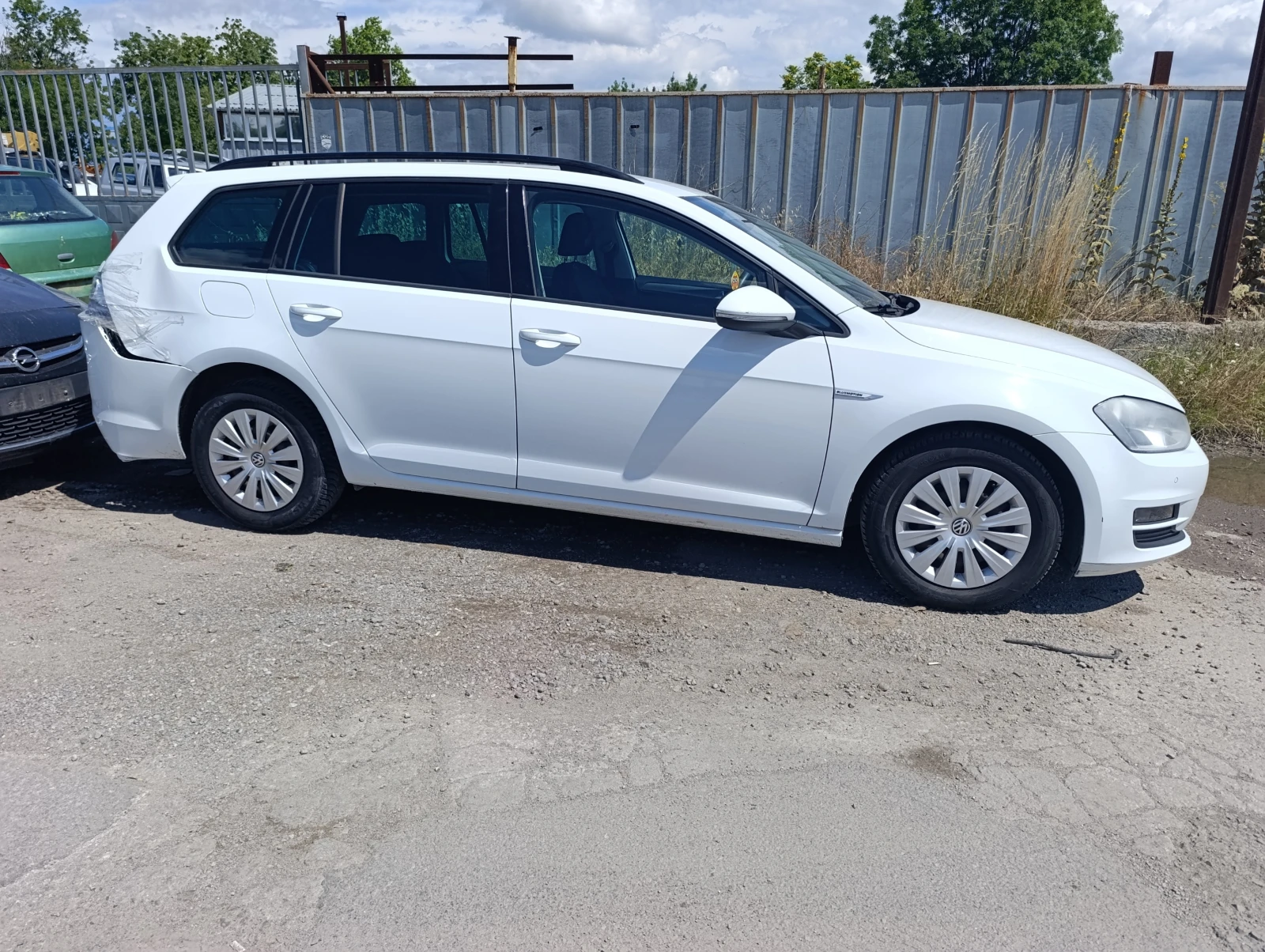VW Golf 1.4 TGi BLUE MOTION, снимка 2 - Автомобили и джипове - 55260016