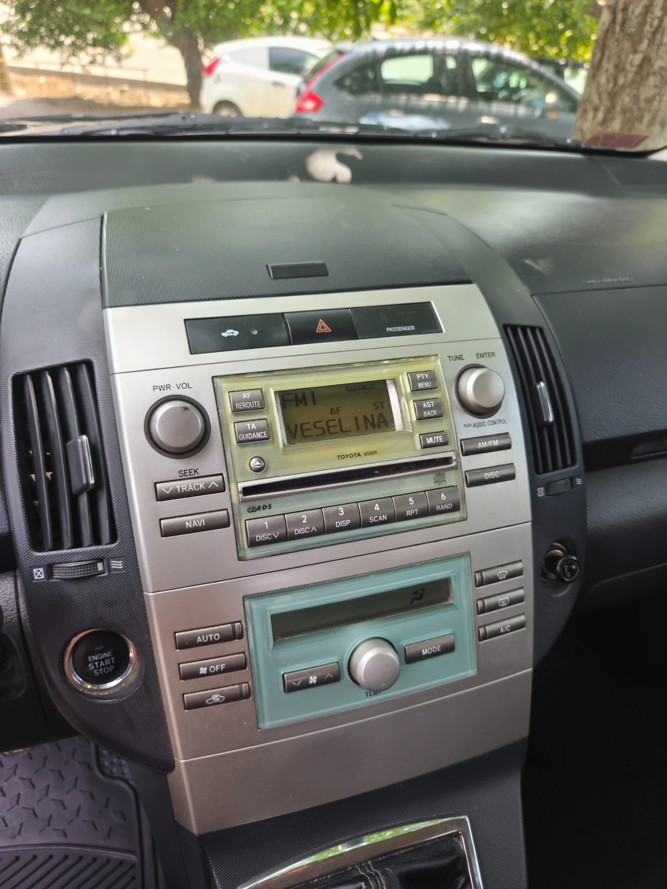 Toyota Corolla verso, снимка 3 - Автомобили и джипове - 55267125