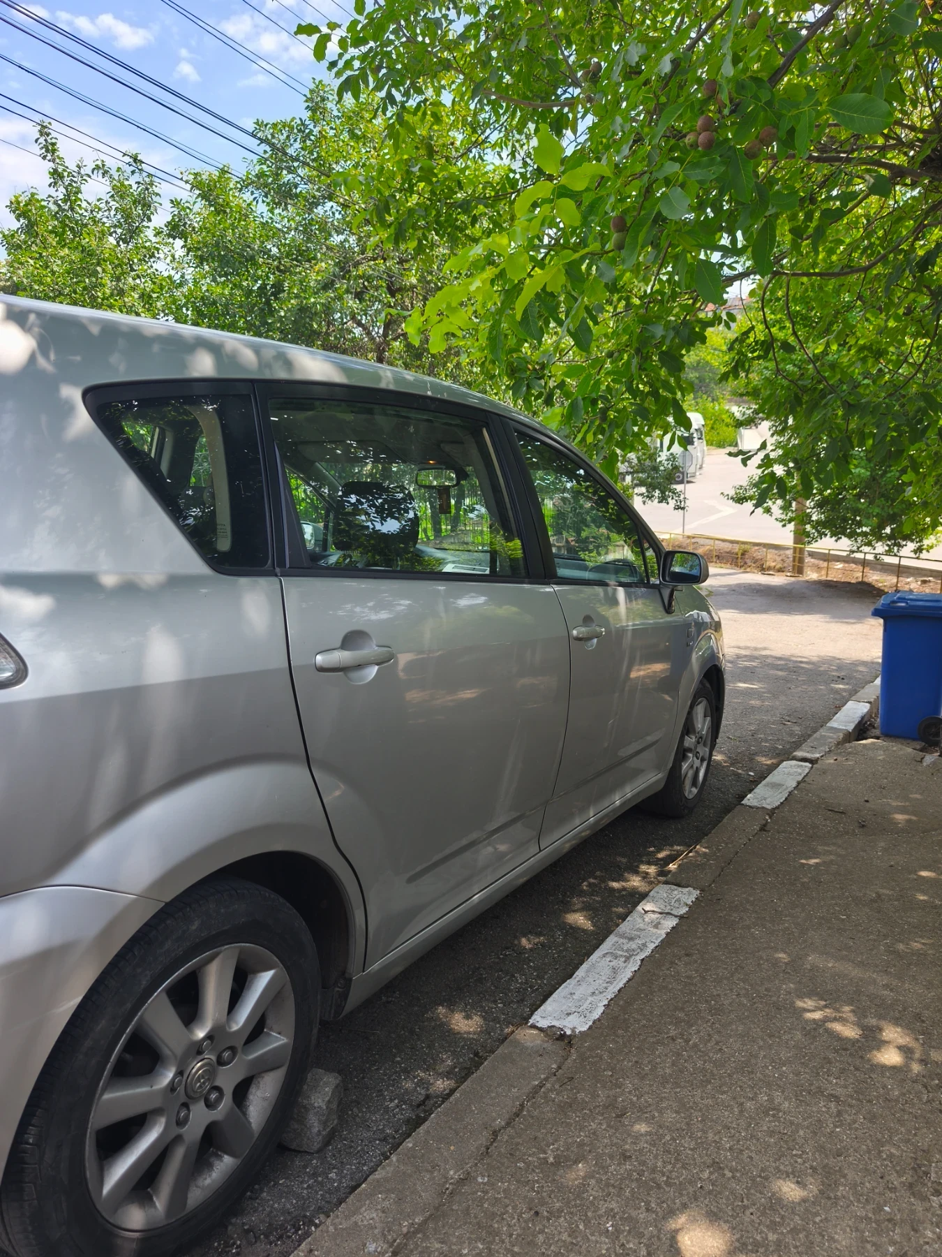 Toyota Corolla verso, снимка 6 - Автомобили и джипове - 55267125