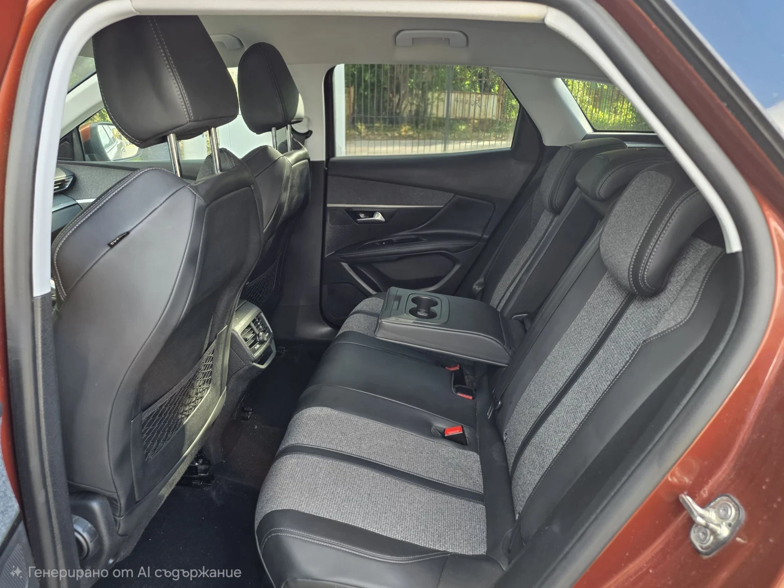 Peugeot 3008 1.2БЕНЗИН/АВТ/АЛУР/ЛЕД, снимка 11 - Автомобили и джипове - 55382337