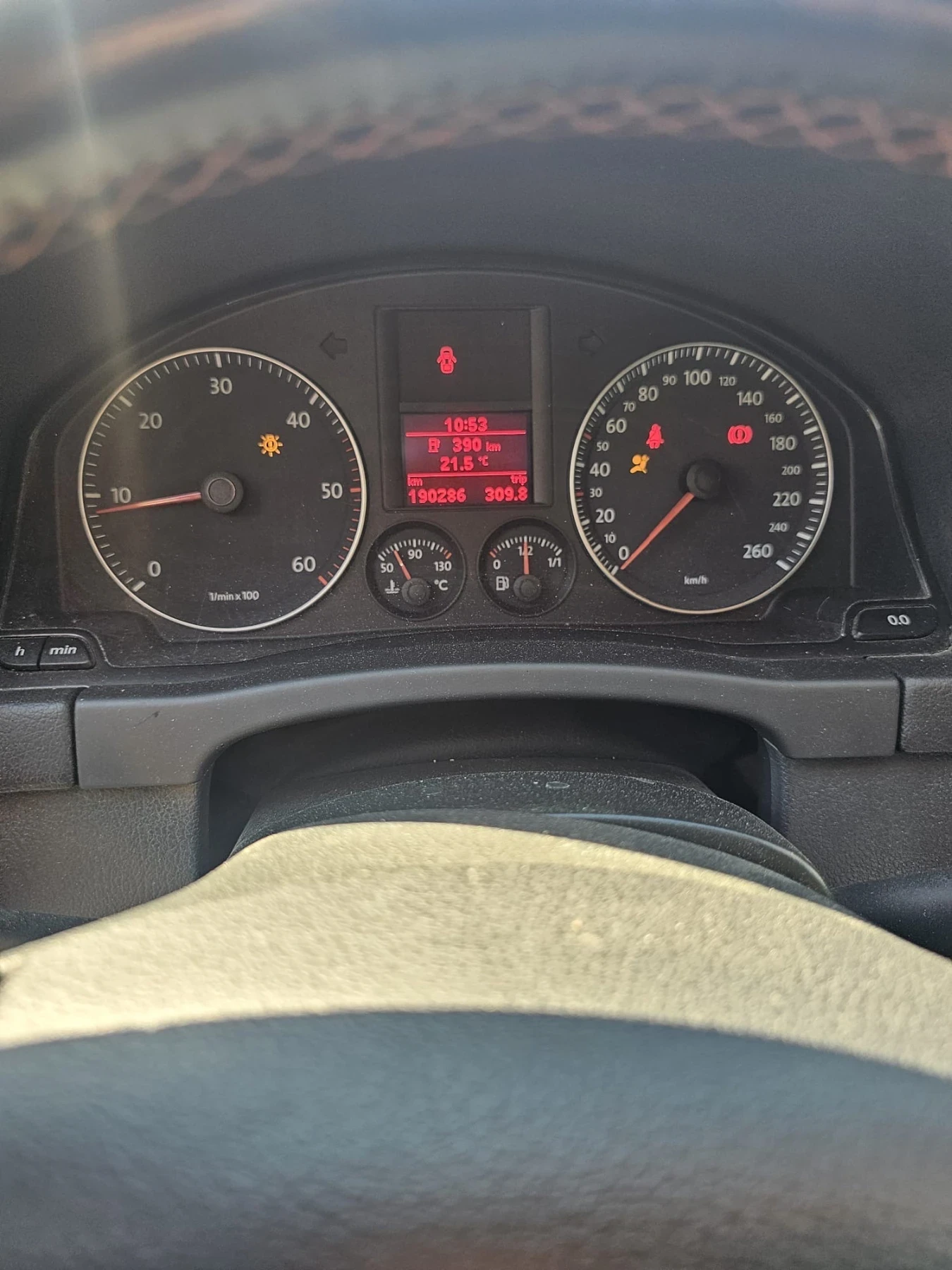 VW Golf Plus, снимка 8 - Автомобили и джипове - 55491536