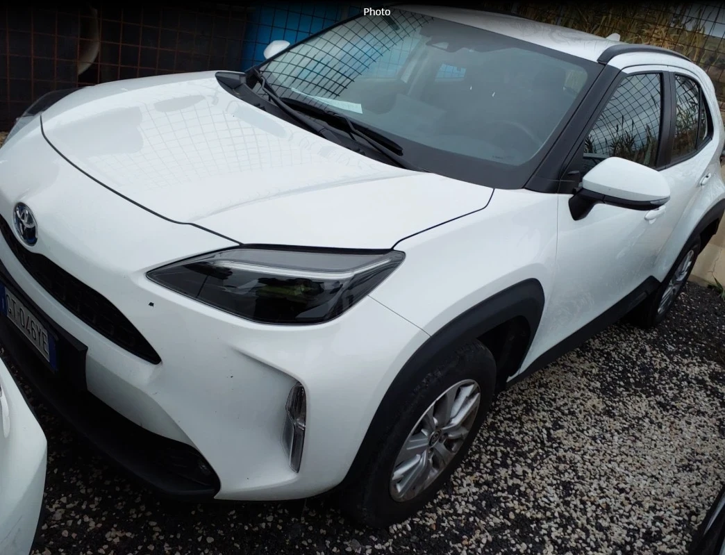 Toyota Yaris Cross 43000км* 1.5hybrid 116hp* 04.24г* NAVI* KLIMA* НОВ