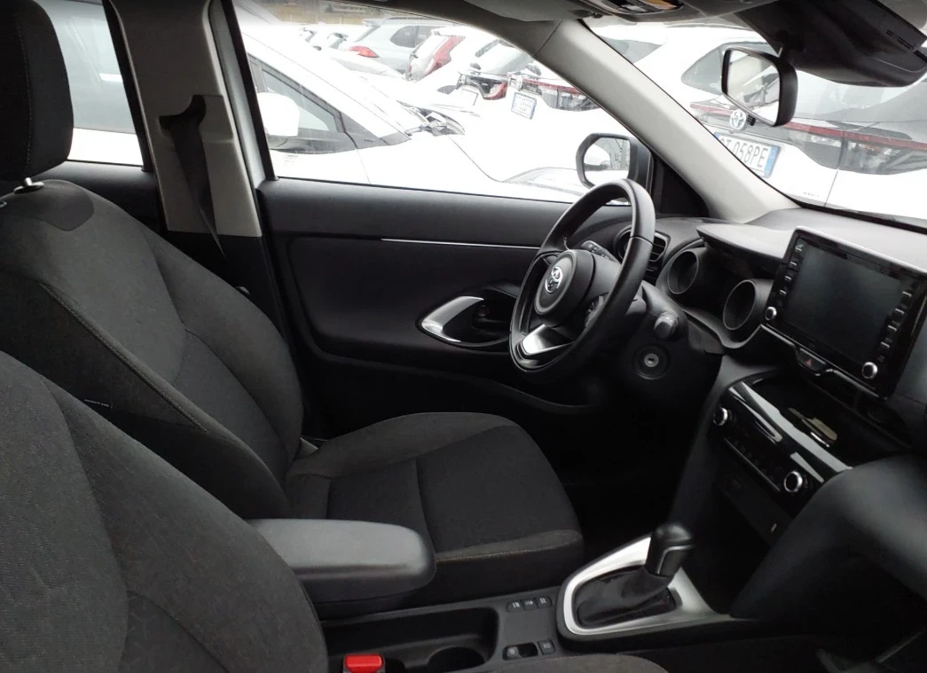 Toyota Yaris Cross 43000км* 1.5hybrid 116hp* 04.24г* NAVI* KLIMA* НОВ, снимка 7 - Автомобили и джипове - 55823173