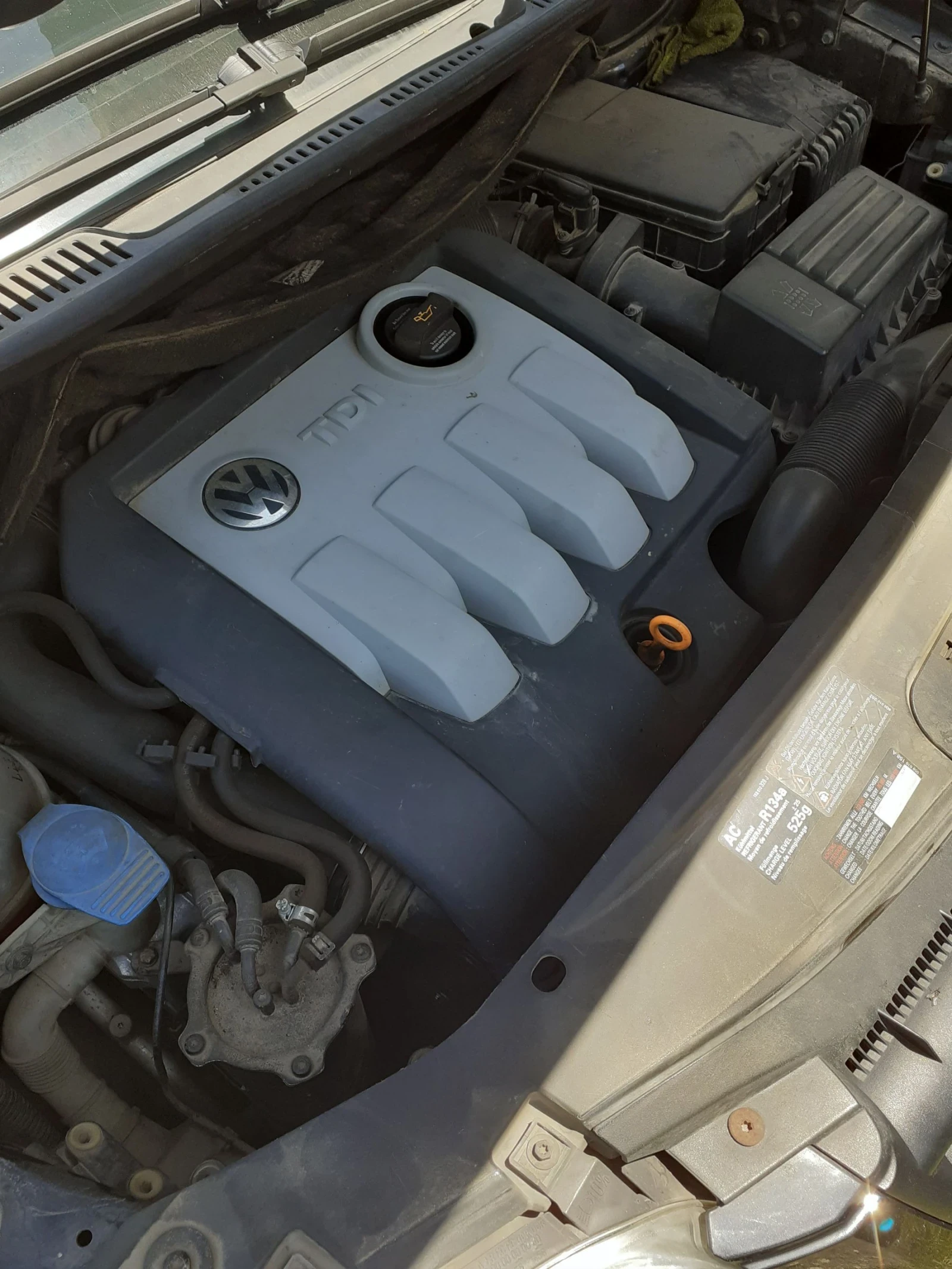 VW Touran, снимка 5 - Автомобили и джипове - 55853909