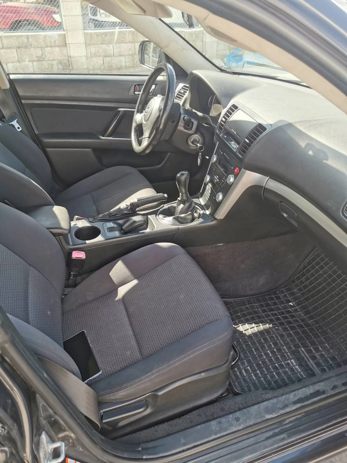 Subaru Legacy, снимка 14 - Автомобили и джипове - 56001667