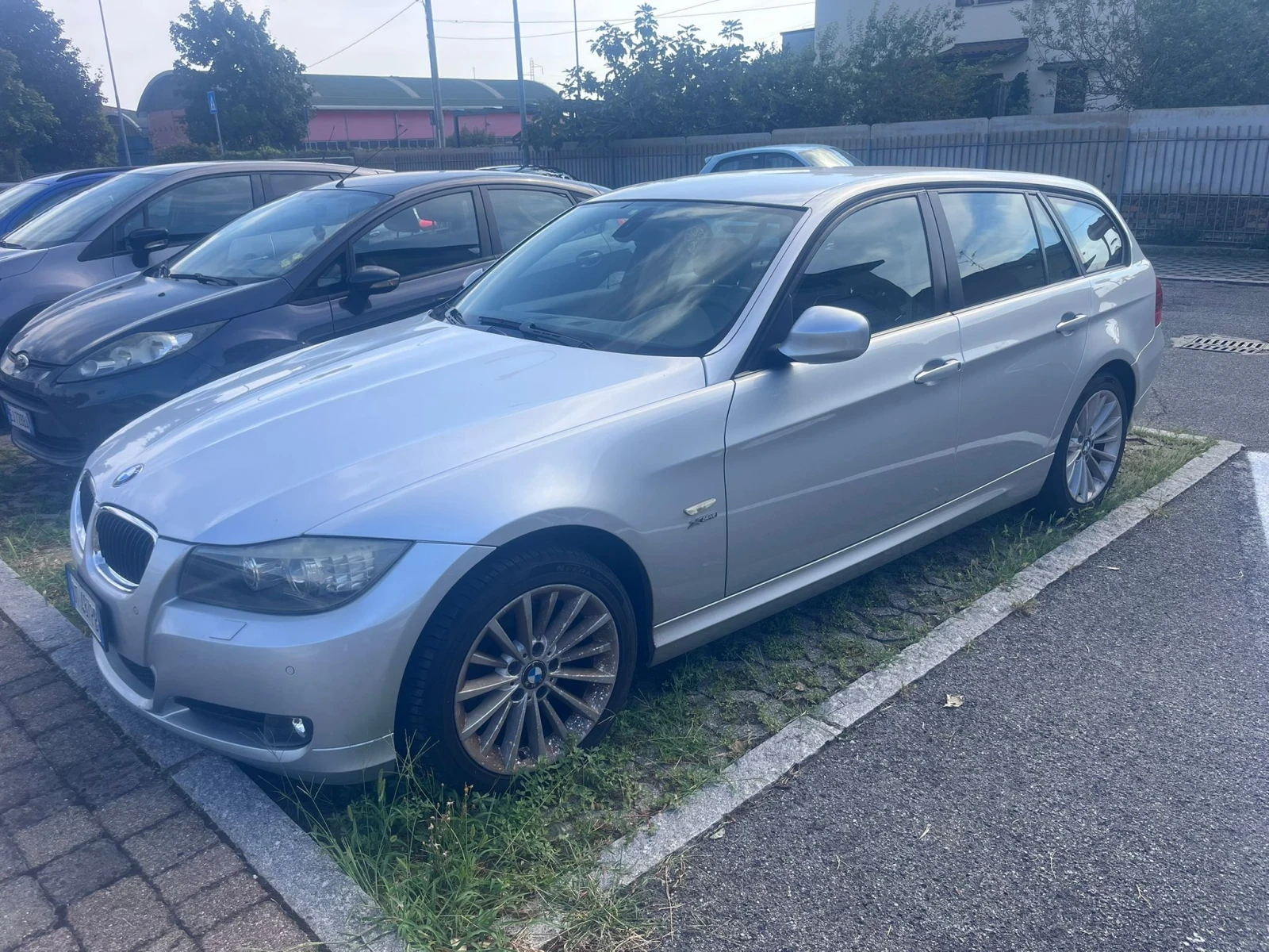 BMW 320 X-DRIVE, снимка 2 - Автомобили и джипове - 56222434