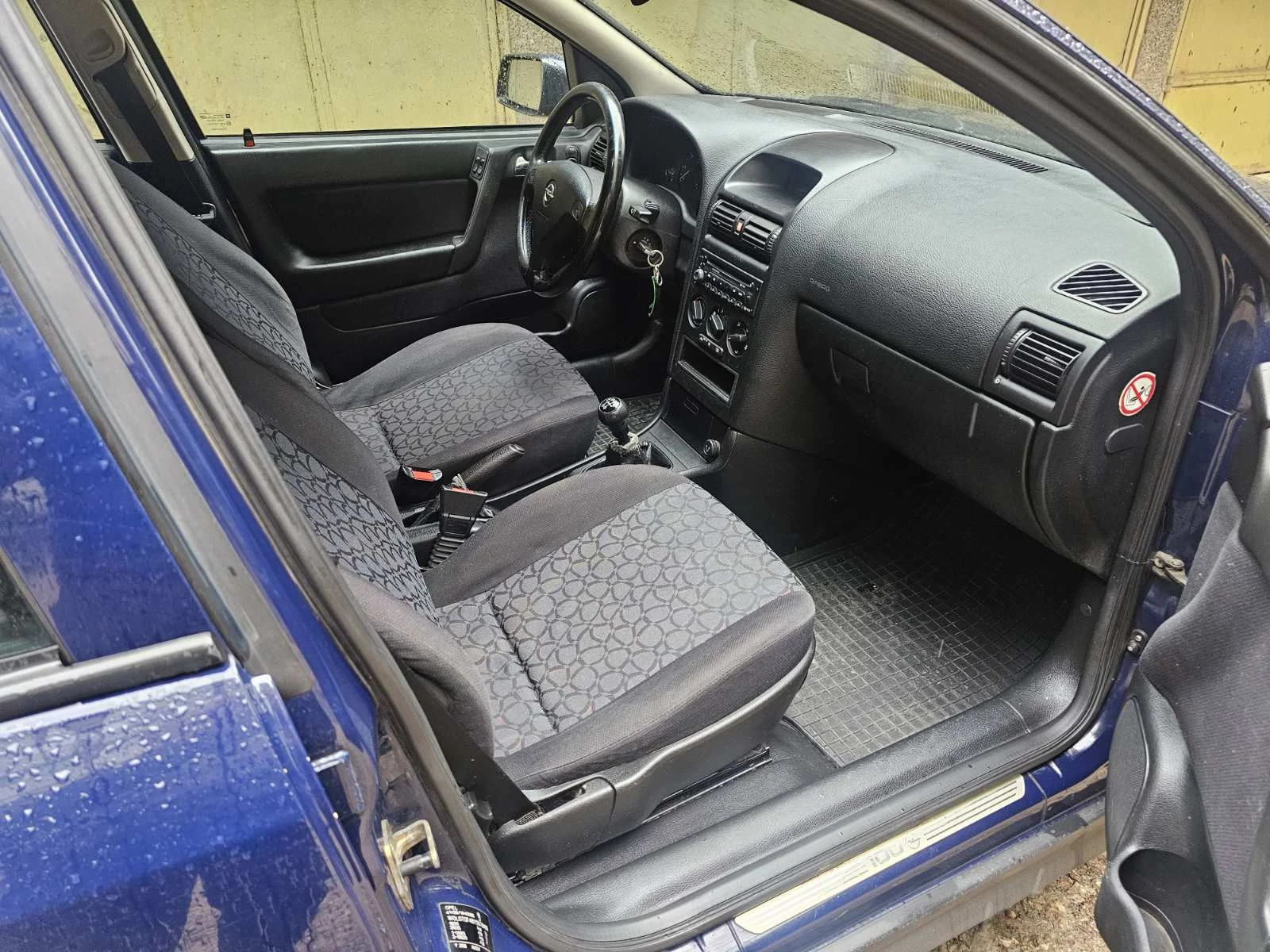 Opel Astra, снимка 8 - Автомобили и джипове - 56242101