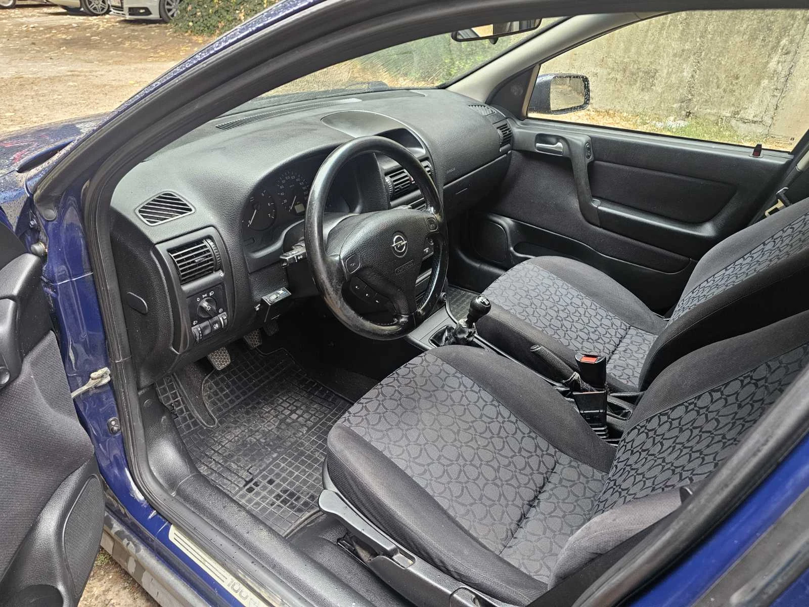 Opel Astra, снимка 7 - Автомобили и джипове - 56242101