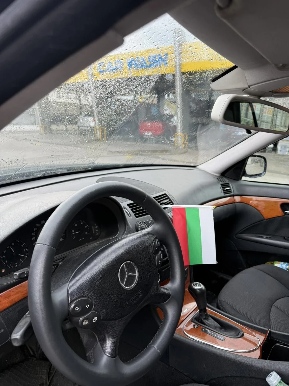 Mercedes-Benz E 220 W211, снимка 8 - Автомобили и джипове - 56557019