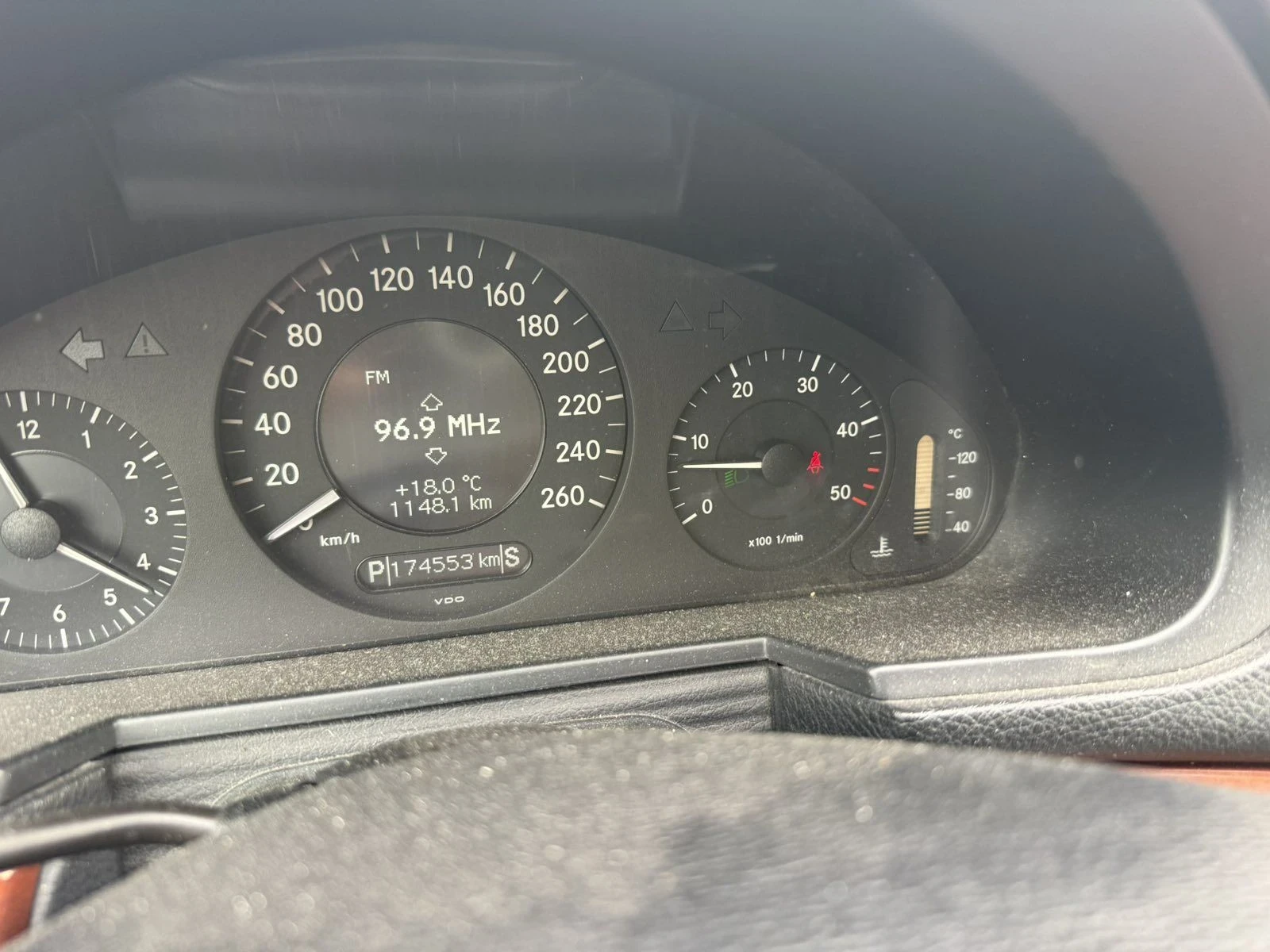 Mercedes-Benz E 220 W211, снимка 10 - Автомобили и джипове - 56557019