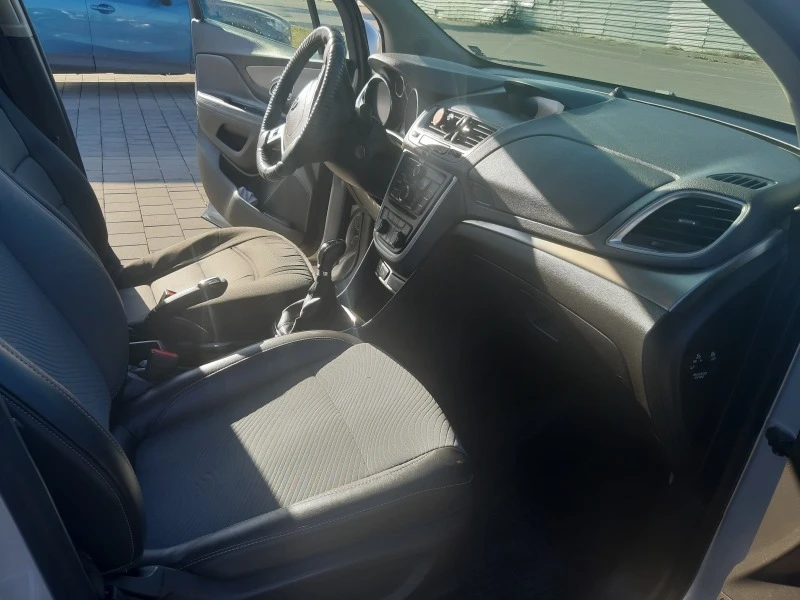 Opel Mokka LPG, снимка 9 - Автомобили и джипове - 48023147