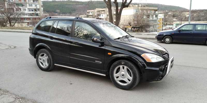 SsangYong Kyron XDi 4WD, снимка 2 - Автомобили и джипове - 46184322