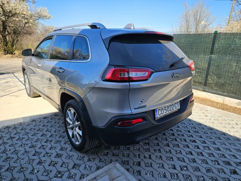 Jeep Cherokee 2.0 jtd2, снимка 14 - Автомобили и джипове - 47335422