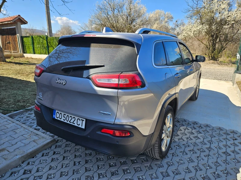 Jeep Cherokee 2.0 jtd2, снимка 11 - Автомобили и джипове - 47335422