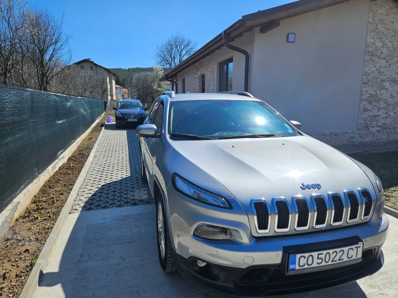 Jeep Cherokee 2.0 jtd2, снимка 13 - Автомобили и джипове - 47335422