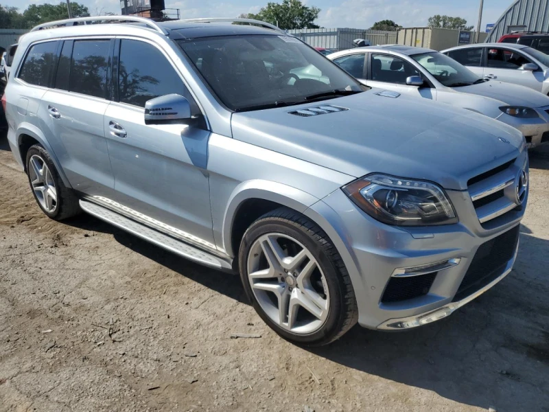 Mercedes-Benz GL 500 AMG пакет* OБДУХВАНЕ* ПОДГРЕВ* BURMESTER, снимка 4 - Автомобили и джипове - 48627811