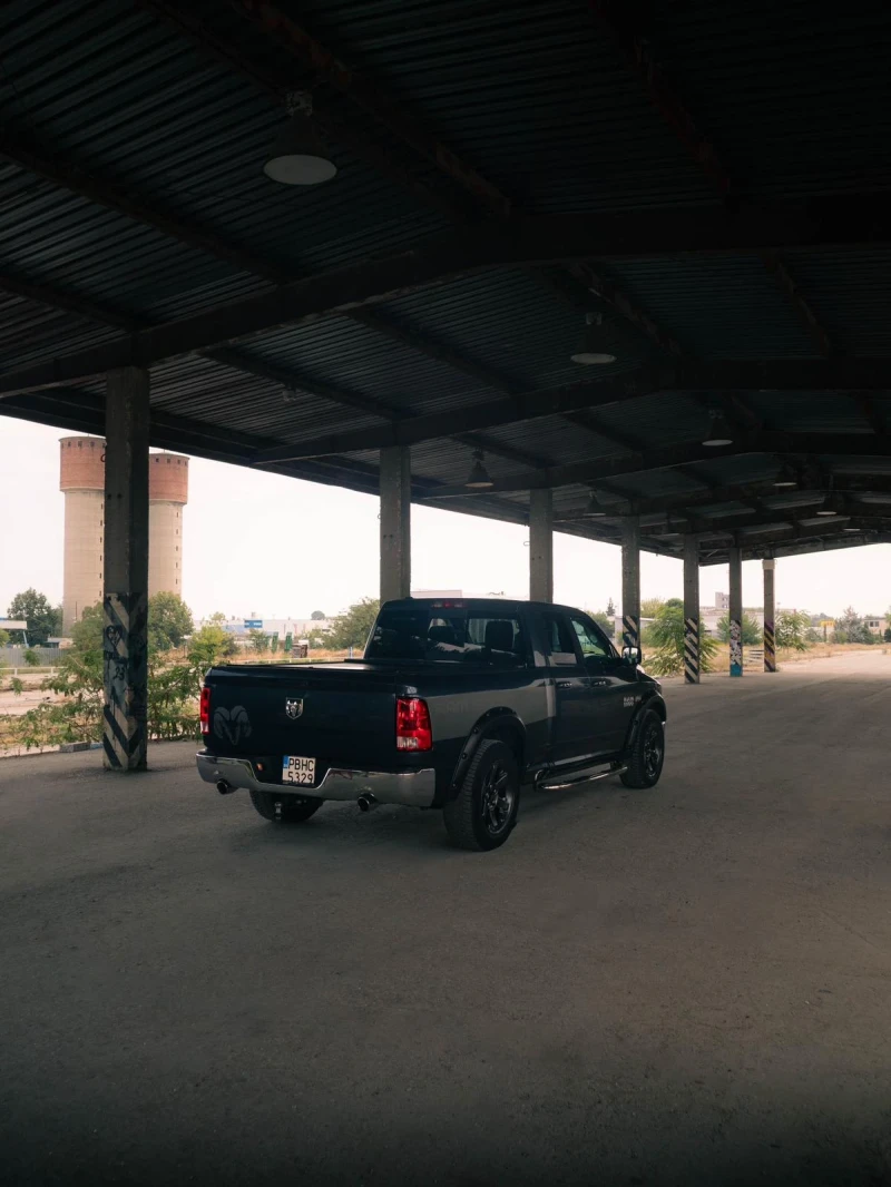 Dodge RAM 1500, снимка 5 - Автомобили и джипове - 51486945