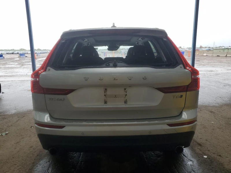 Volvo XC60 T6 MOMENTUM, снимка 3 - Автомобили и джипове - 52565755