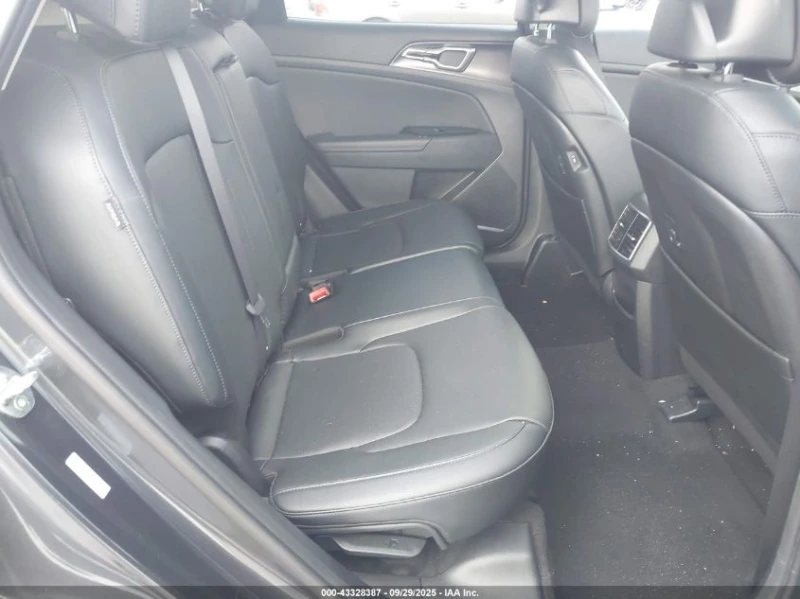 Kia Sportage 2.5l Ex, снимка 8 - Автомобили и джипове - 53237353