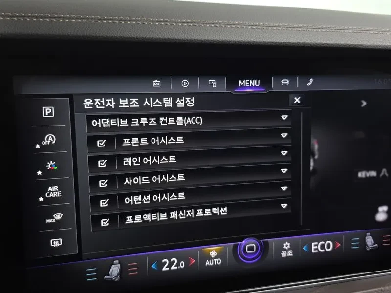 VW Touareg Rd Generation 3.0 Tdi Prestige, снимка 17 - Автомобили и джипове - 54969328