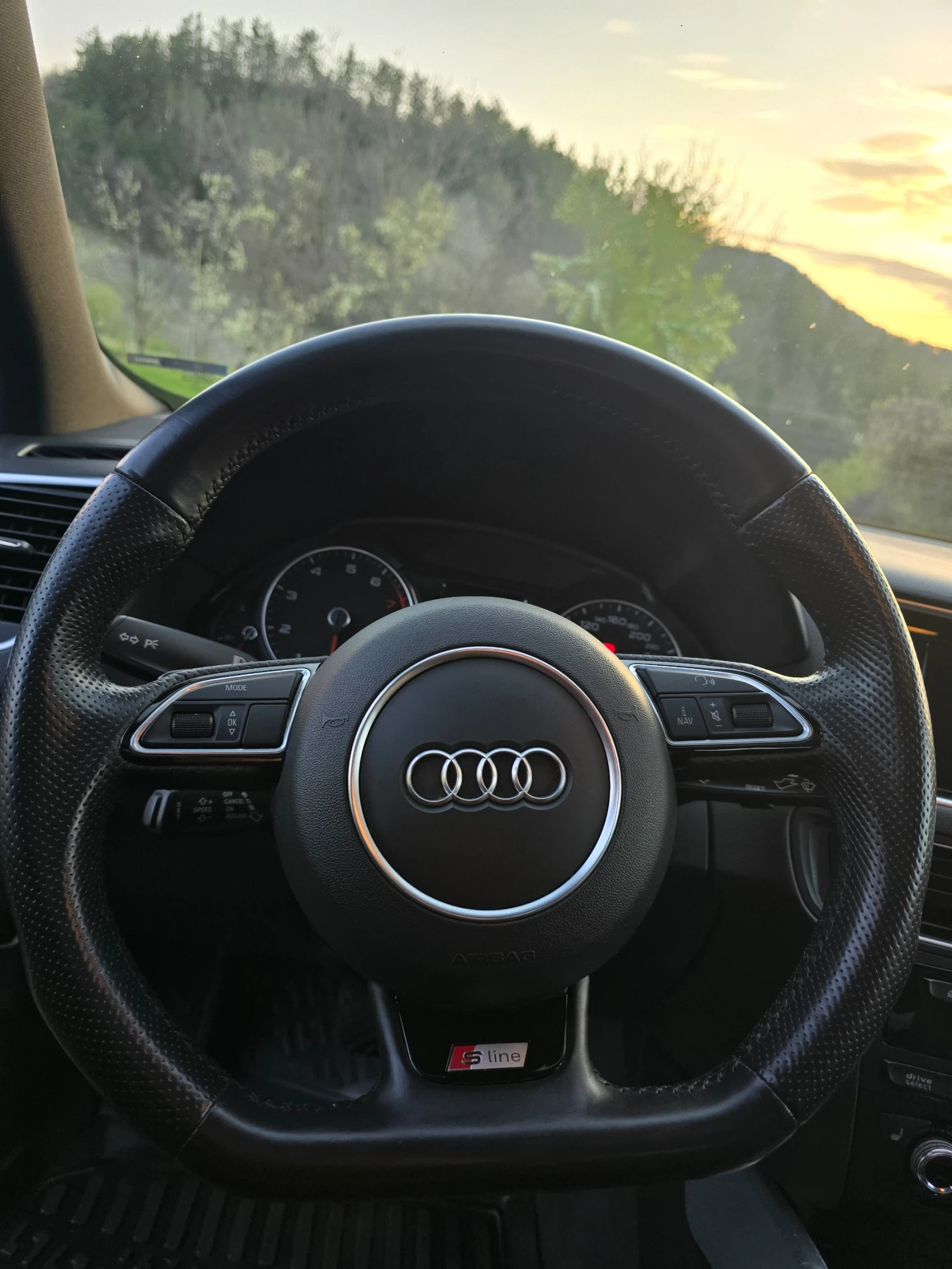 Audi Q5 2.0-TFSI, снимка 13 - Автомобили и джипове - 54231127