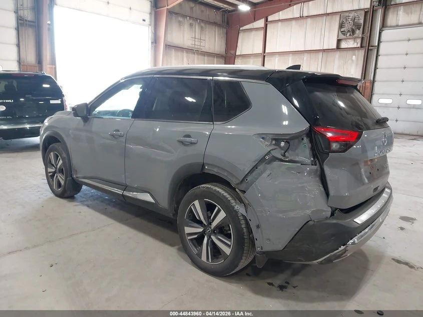 Nissan Rogue 1.5l Platinum Intelligent Awd, снимка 3 - Автомобили и джипове - 54444674