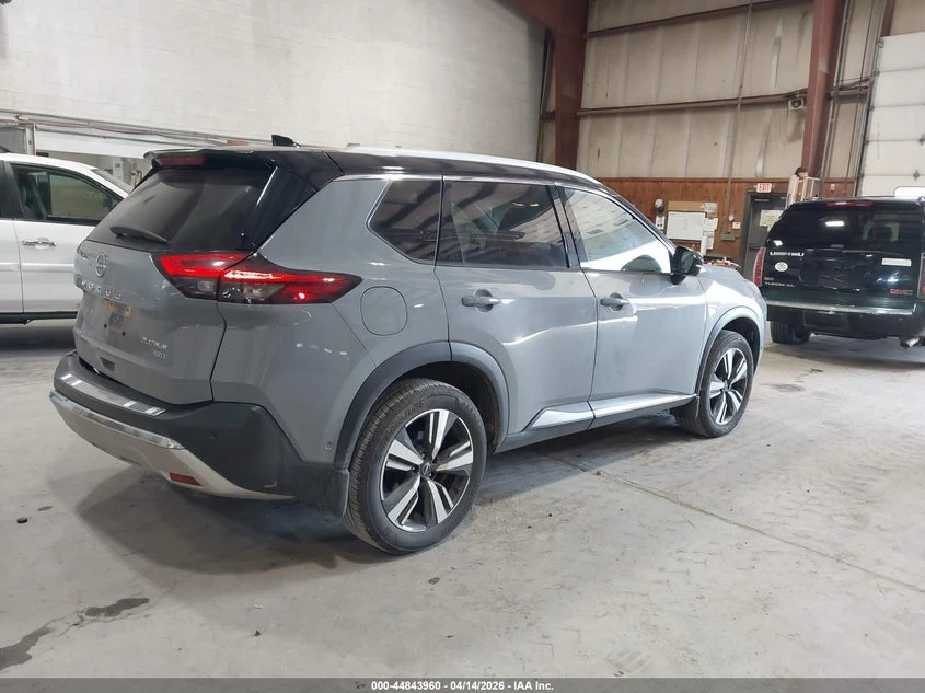 Nissan Rogue 1.5l Platinum Intelligent Awd, снимка 4 - Автомобили и джипове - 54444674