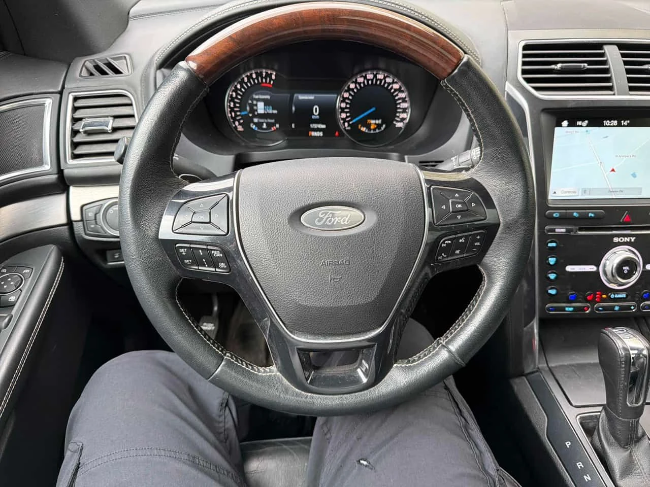 Ford Explorer * Platinum * 360������* ��������* �������* ������� | Mobile.bg � ����������� 10