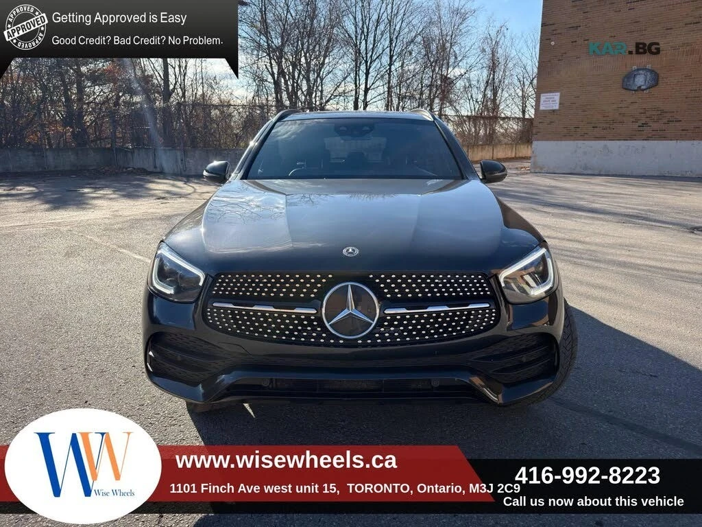 Mercedes-Benz GLC 300 * 4MATIC * PANO * Автокредит * (Цена до България)