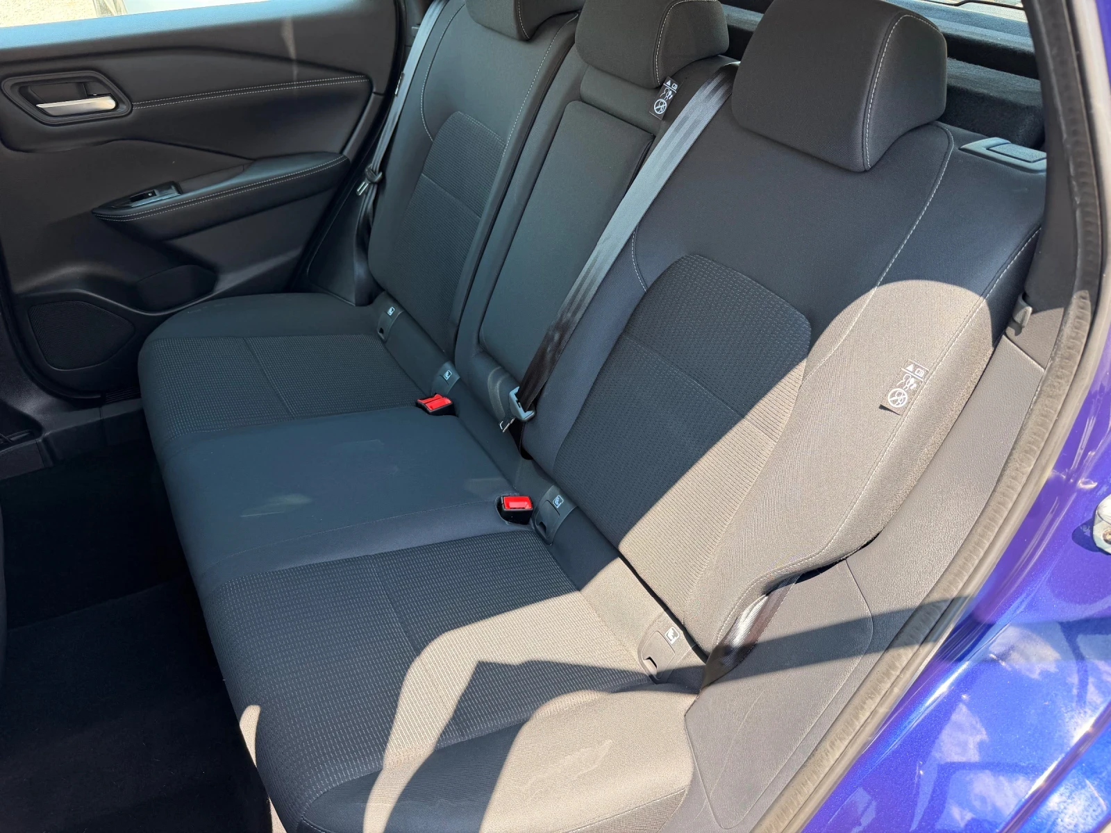 Nissan Qashqai 1.3I-Hybrid/BLIND SPOT/Camera/Serv story | Mobile.bg � ����������� 16