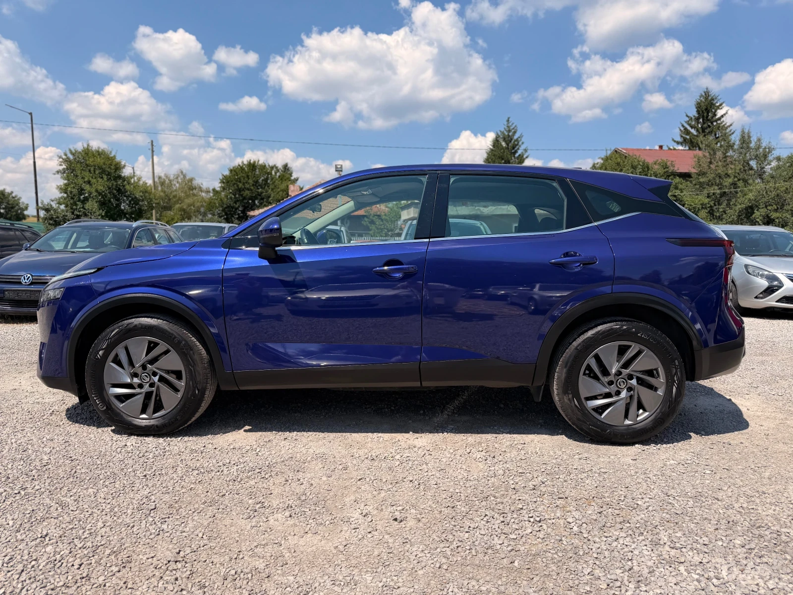 Nissan Qashqai 1.3I-Hybrid/BLIND SPOT/Camera/Serv story | Mobile.bg � ����������� 9