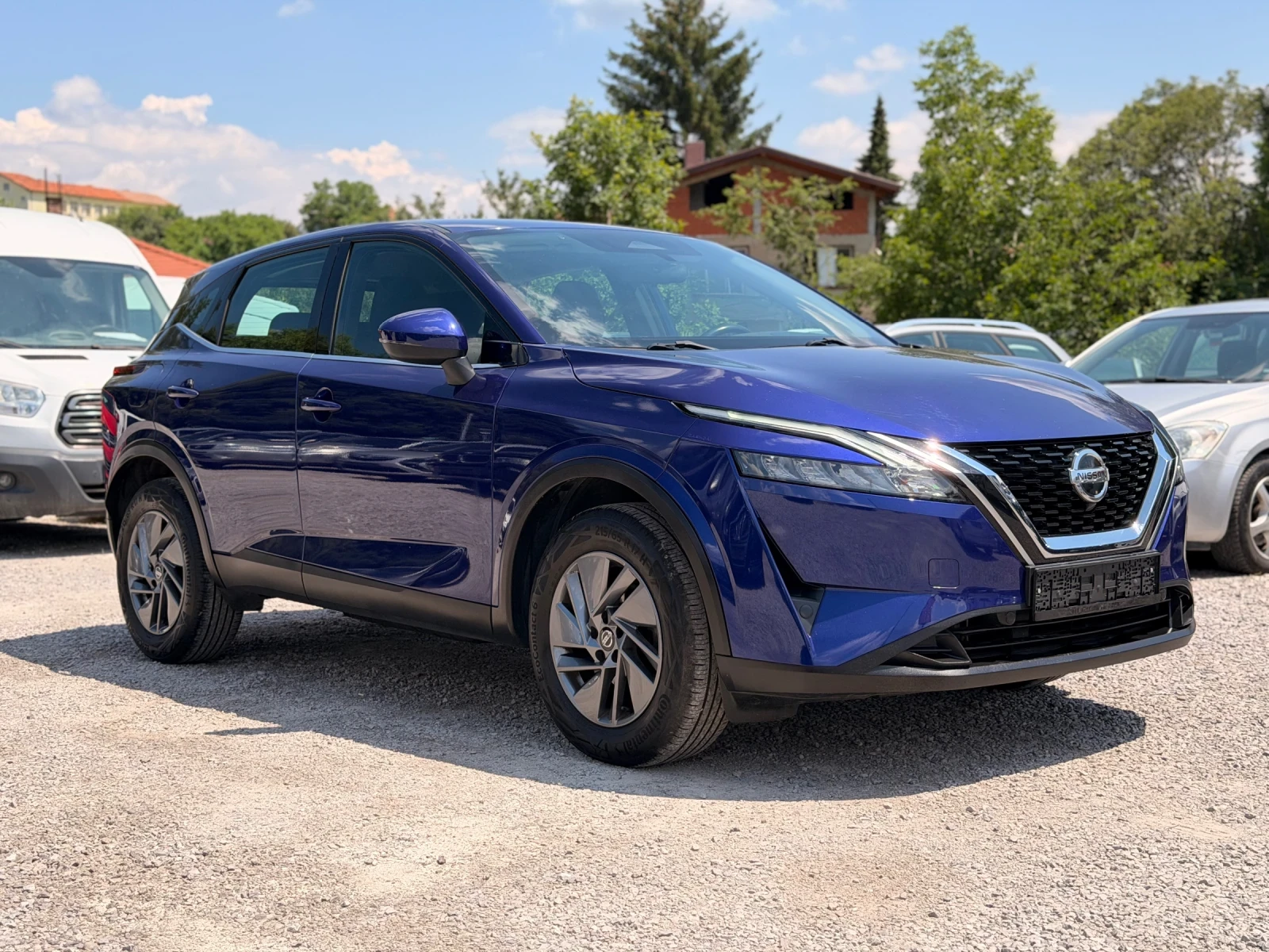 Nissan Qashqai 1.3I-Hybrid/BLIND SPOT/Camera/Serv story | Mobile.bg � ����������� 4