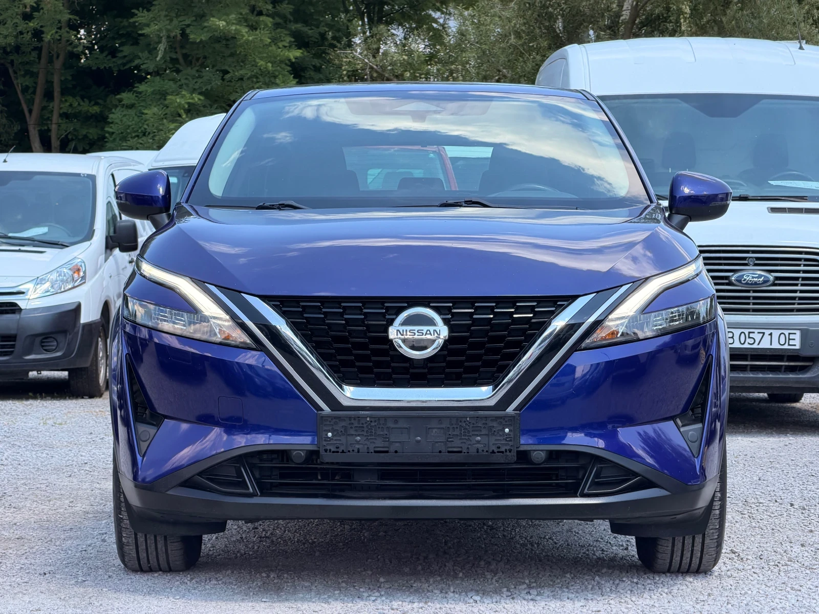 Nissan Qashqai 1.3I-Hybrid/BLIND SPOT/Camera/Serv story | Mobile.bg � ����������� 2