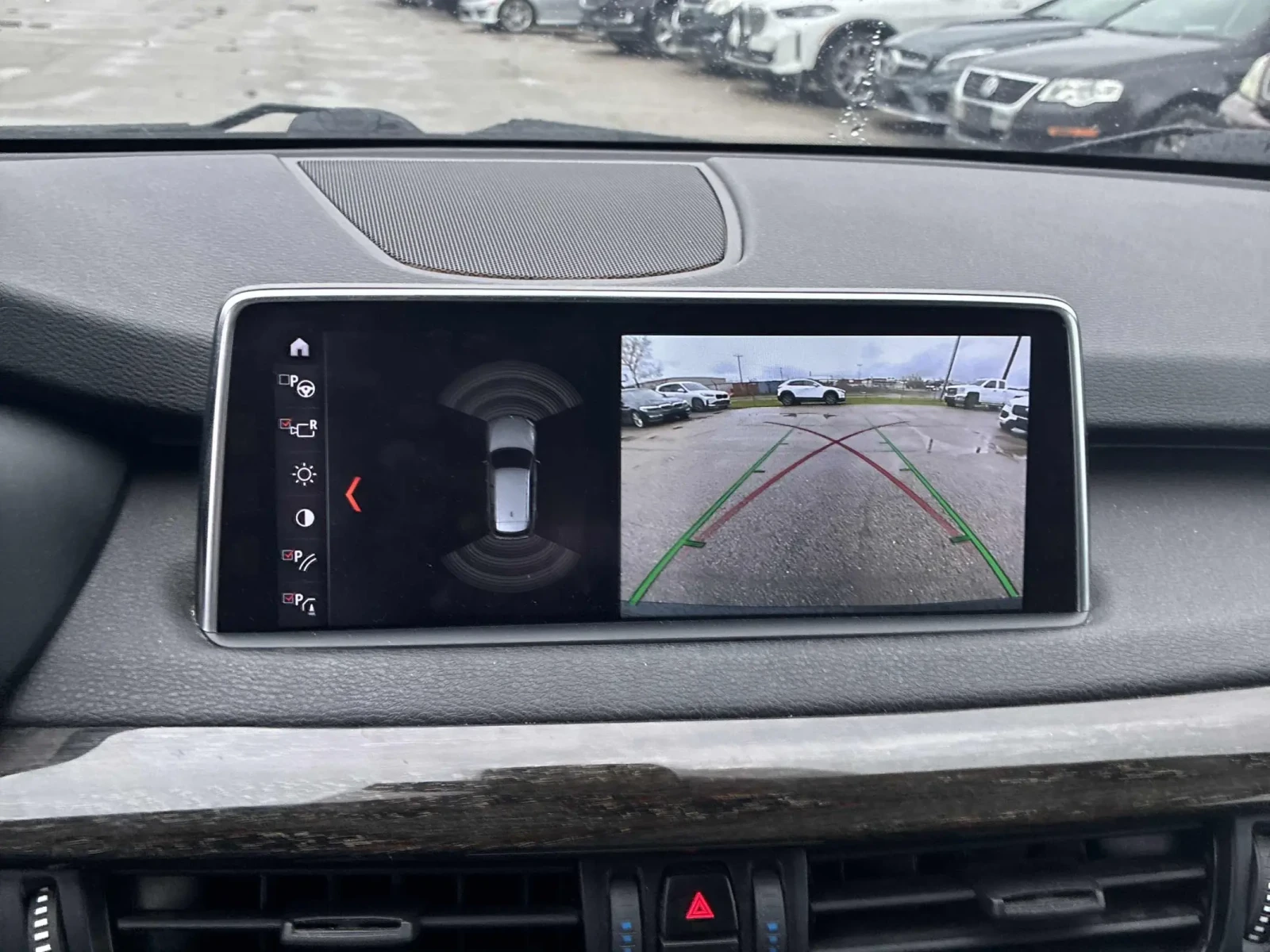 BMW X5 xDrive35i / M PCK / Harman Kardon /  360 / ДИСТРОН, снимка 10 - Автомобили и джипове - 55493746