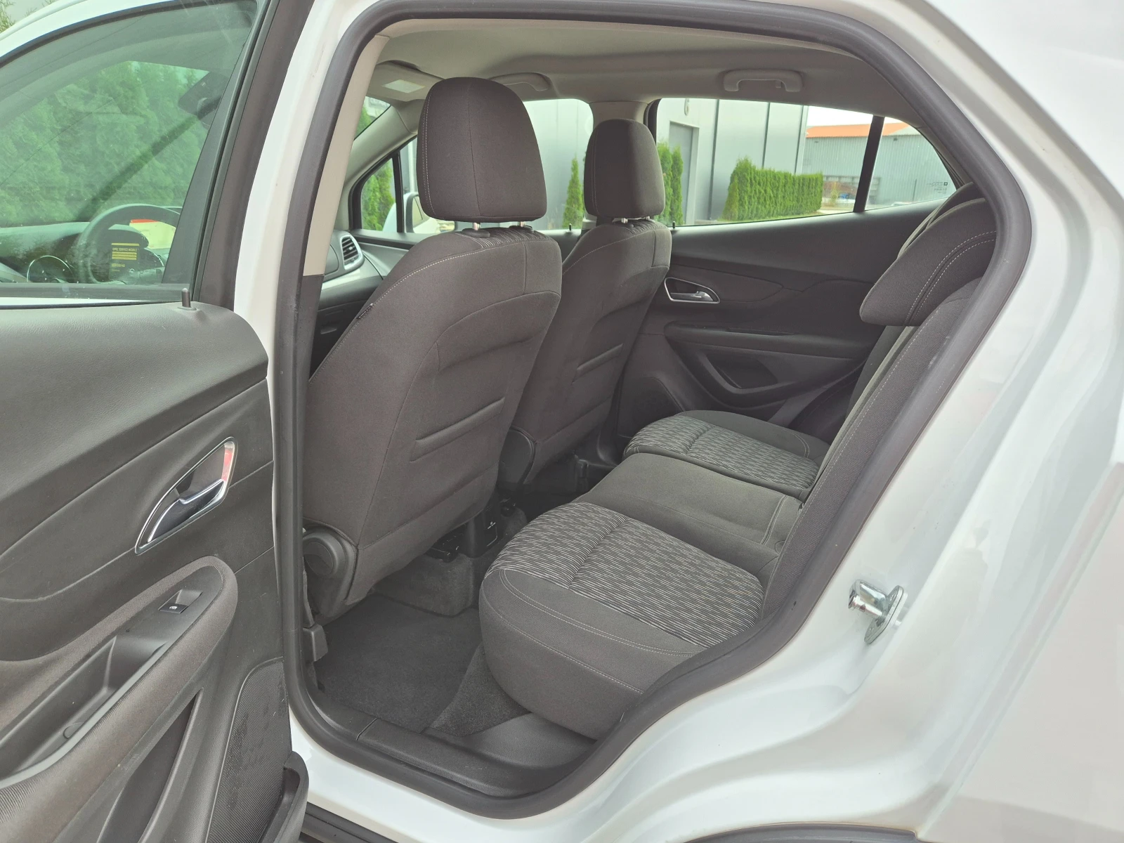Opel Mokka 1.4 Turbo Avtomat Швейцария , снимка 12 - Автомобили и джипове - 56183528