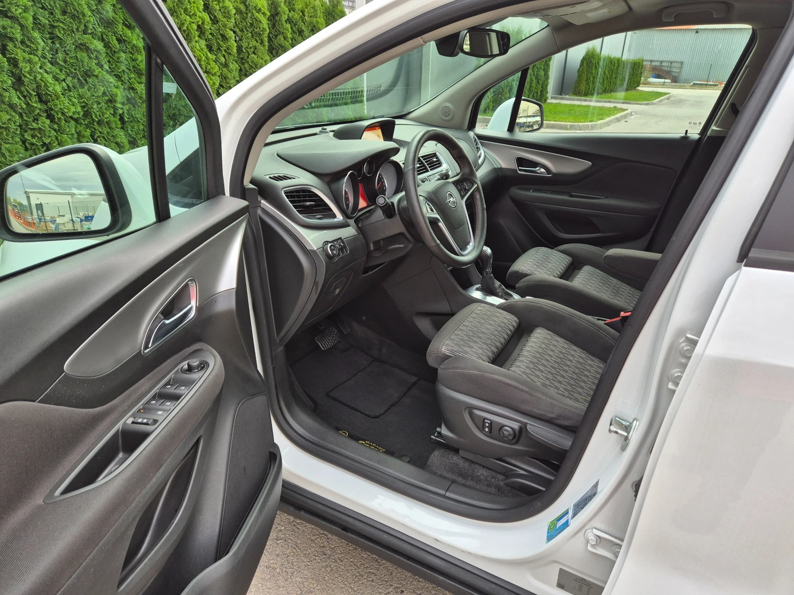 Opel Mokka 1.4 Turbo Avtomat Швейцария , снимка 10 - Автомобили и джипове - 56183528