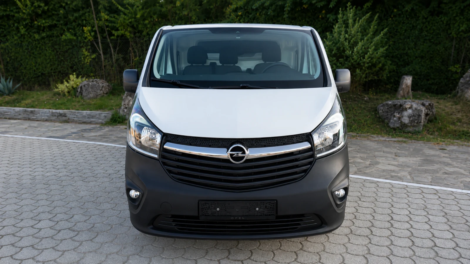 Opel Vivaro 1.6CDTI , 120 HP , Euro 6 , 2018, снимка 2 - Бусове и автобуси - 55748619