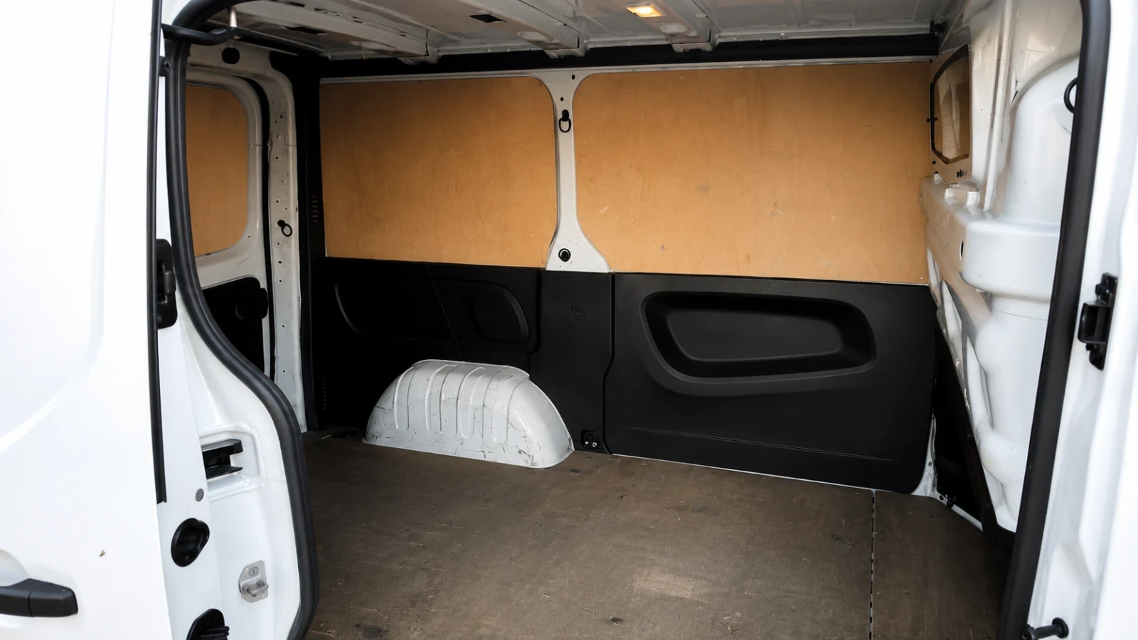 Opel Vivaro 1.6CDTI , 120 HP , Euro 6 , 2018, снимка 12 - Бусове и автобуси - 55748619