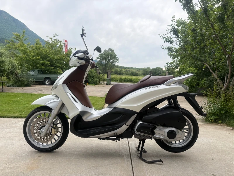 Piaggio Beverly 23000km !!! 300 2broq, снимка 14 - Мотоциклети и мототехника - 50577808